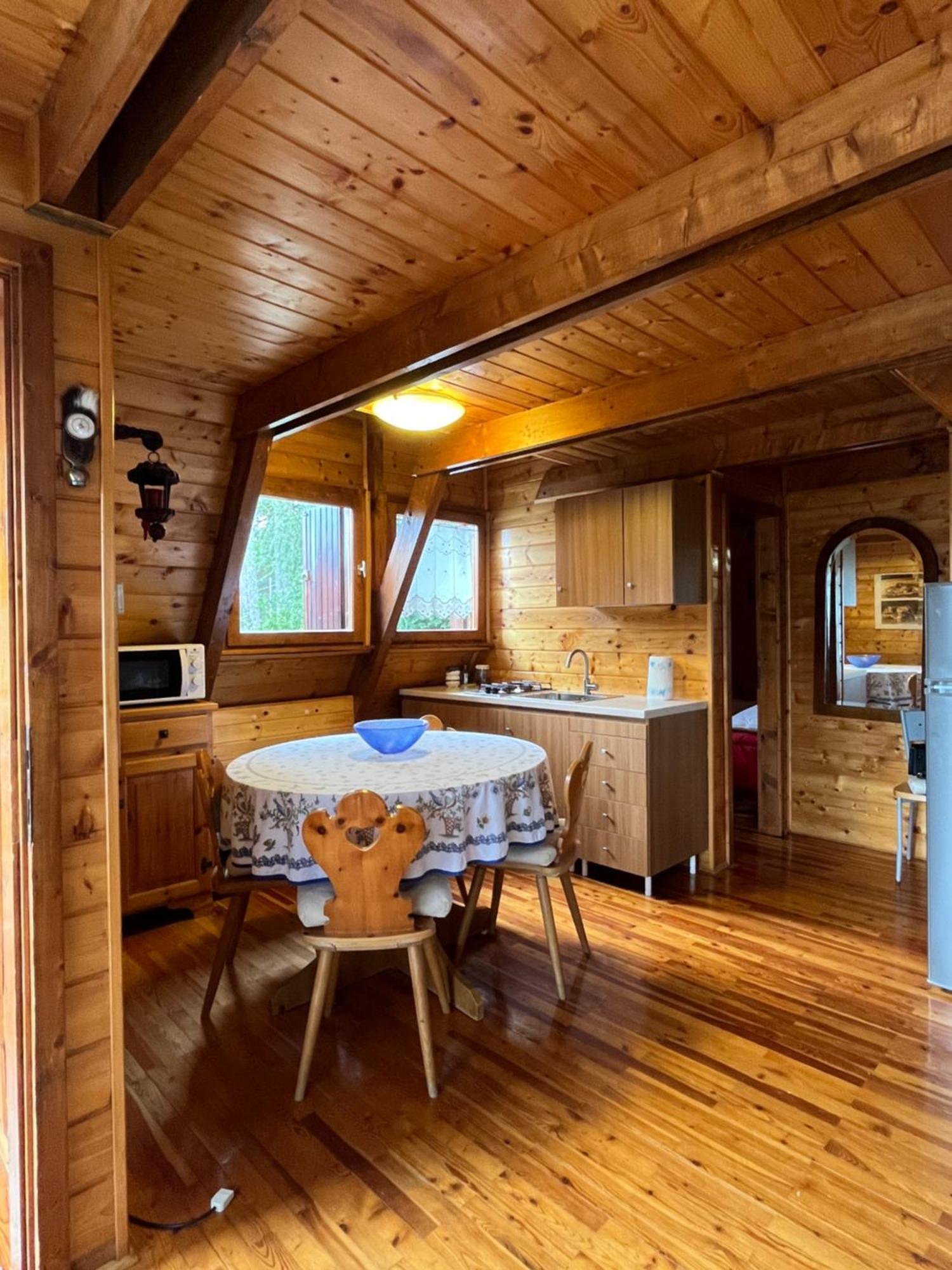 Chalet Natura La Taverna Dei 3 Porcellini Cavaliere  Екстер'єр фото