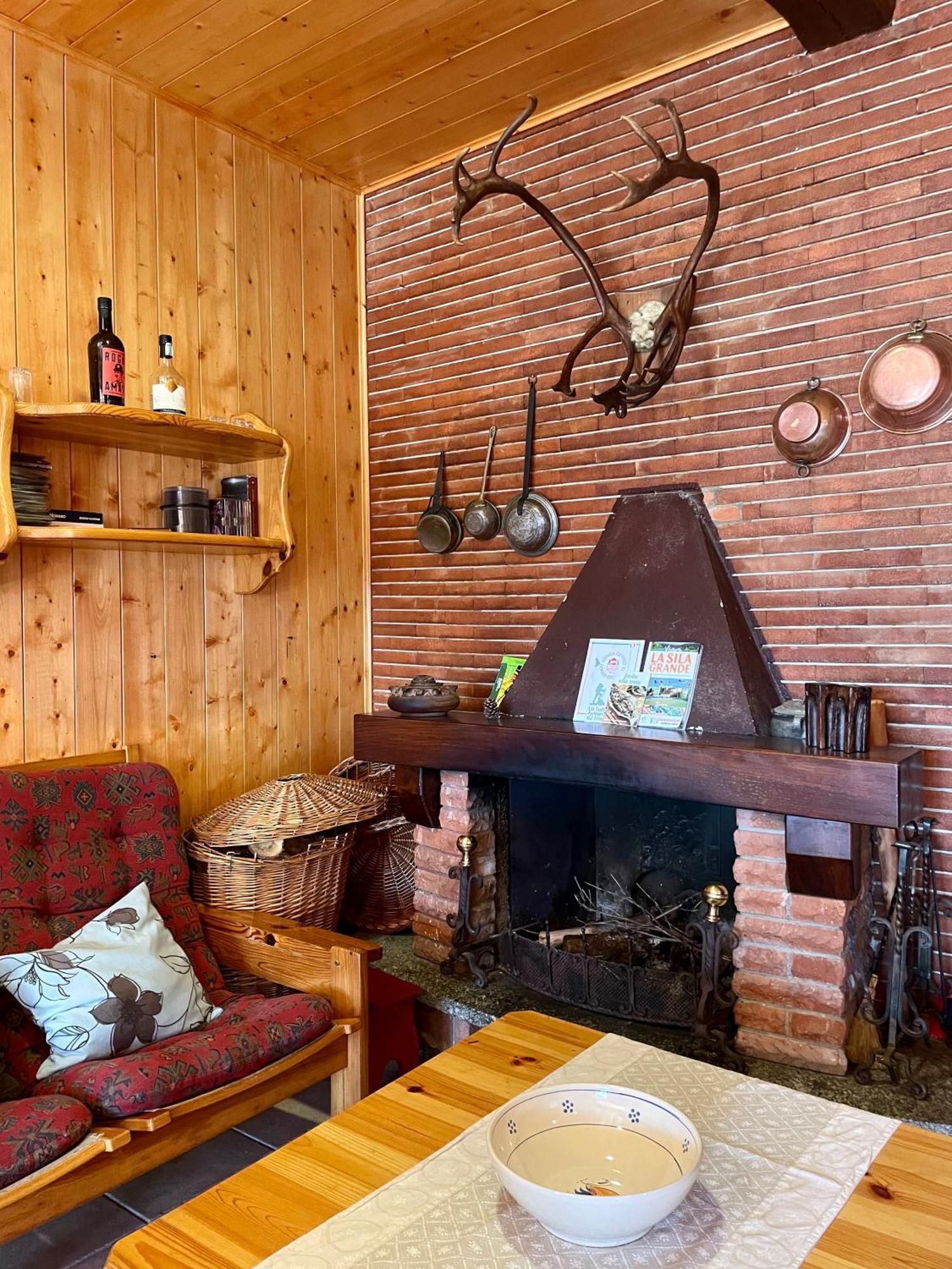 Chalet Natura La Taverna Dei 3 Porcellini Cavaliere  Екстер'єр фото