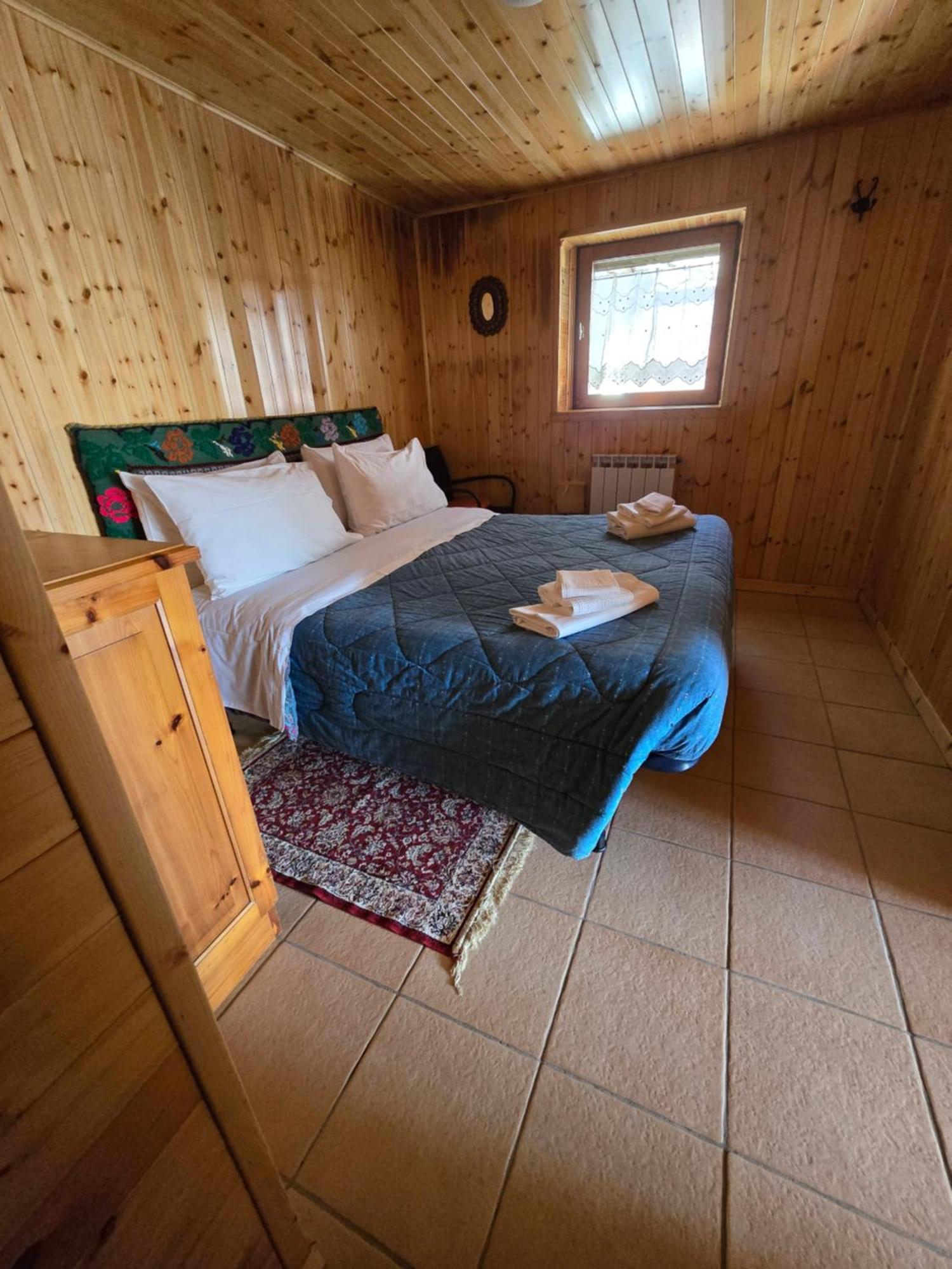 Chalet Natura La Taverna Dei 3 Porcellini Cavaliere  Екстер'єр фото